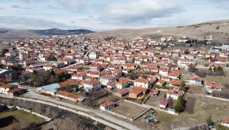 Kalfat, 15 yılın ardından belediye başkanını seçmek için sandık başına gidiyor