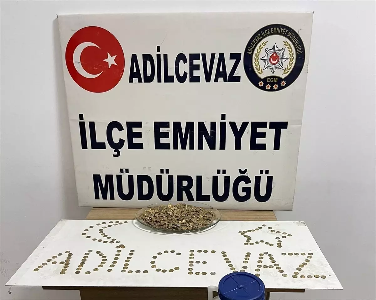 Adilcevaz’da 900 Altın Sikke Ele Geçirildi