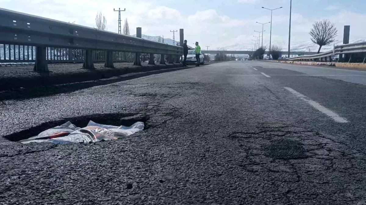 Kızılırmak Köprüsü’nde Obruk Tehlikesi